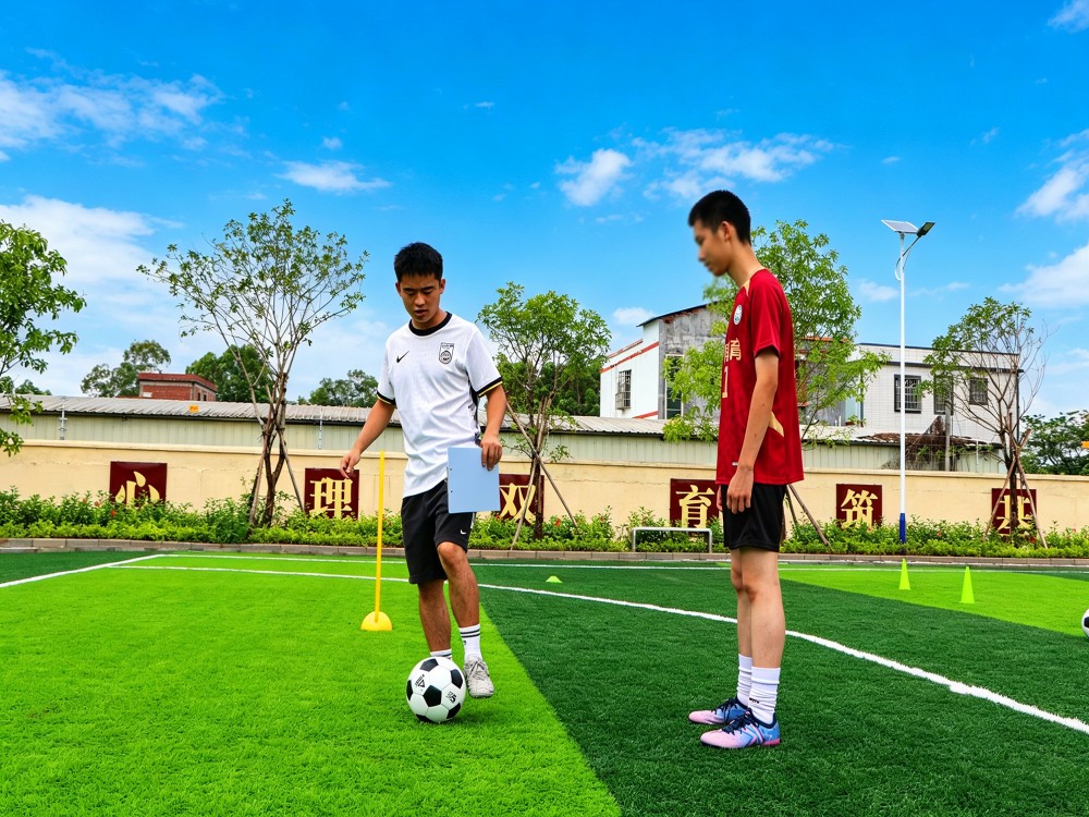 沂州全封闭管教学校怎么联系?2026寄宿素质机构测评指南